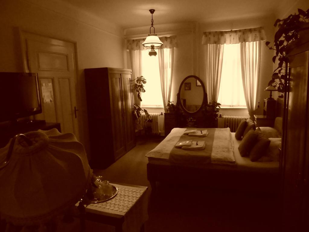Hotel Excellent Kroměříž Quarto foto